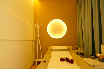 山西日式指压的寂静美学：在按压中听见雪落的声音